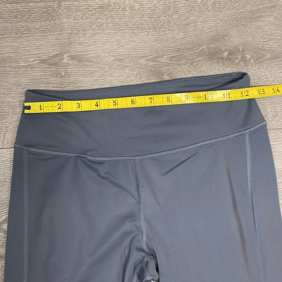 NWOT Victoria’s Secret Victoria Sport Leggings Mesh Side Panel S - Picture 10 of 16